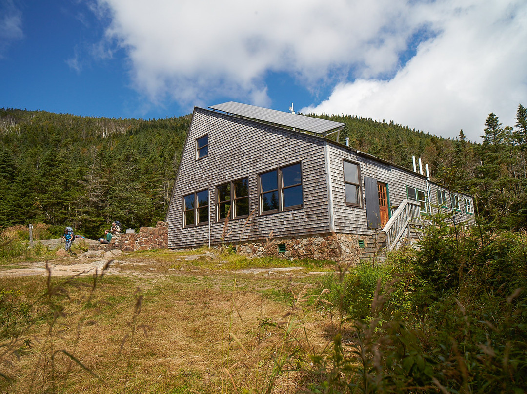 Mizpah Spring Hut