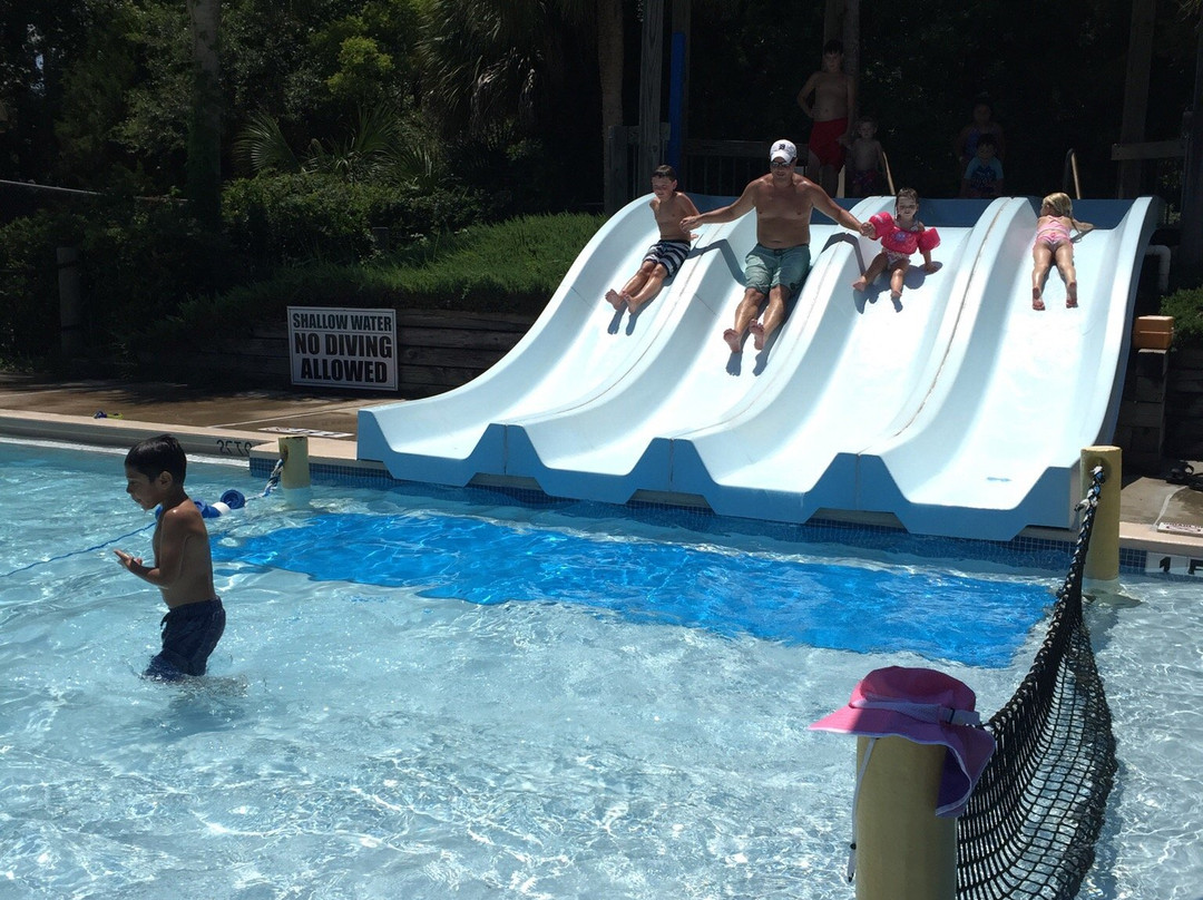 Splash Island Waterpark景点图片