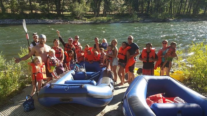 The Village Inn Motel & Restaurant主图