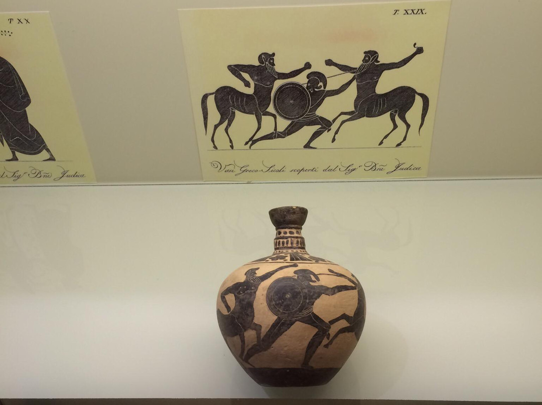 Museo archeologico Gabriele Judica-帕拉佐洛-阿克雷德必去景点