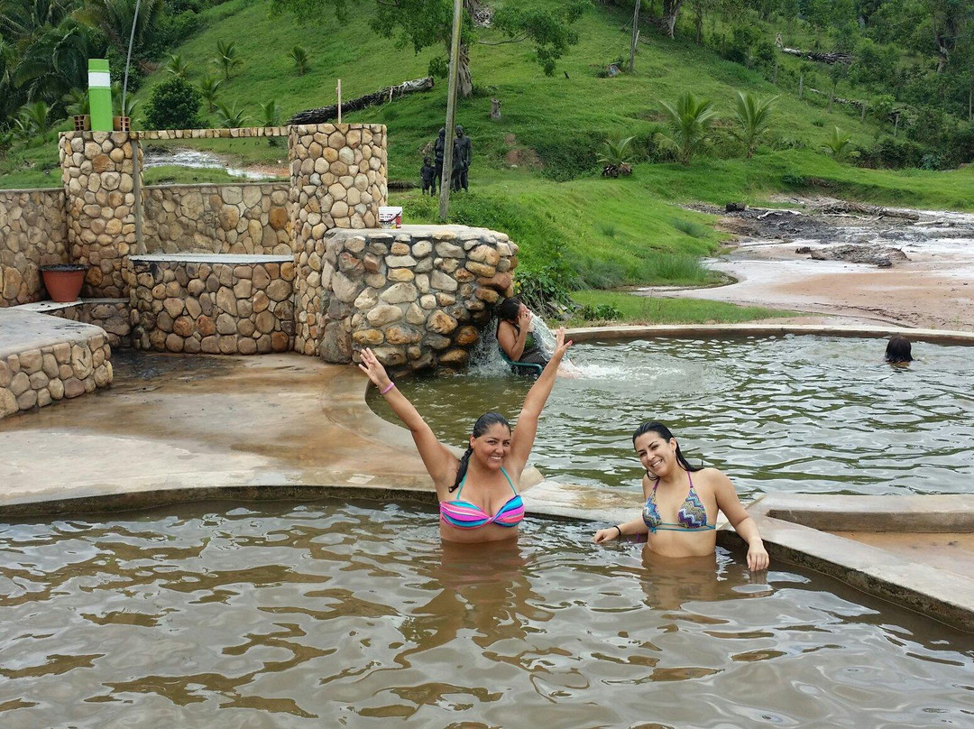 Termales Don Grimaldo-Sauce必去景点