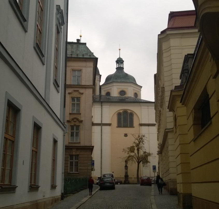 St Michael's Church-奥洛穆克必去景点