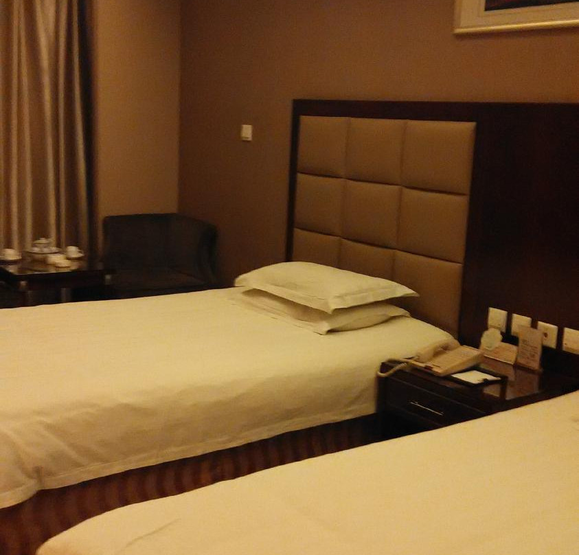 焦作月季花园酒店主图