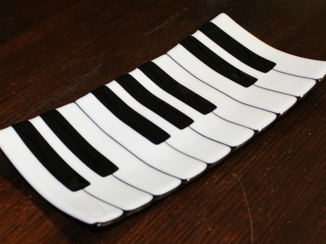 Exclusive Hot Glass Gallery-West Wyalong必去景点