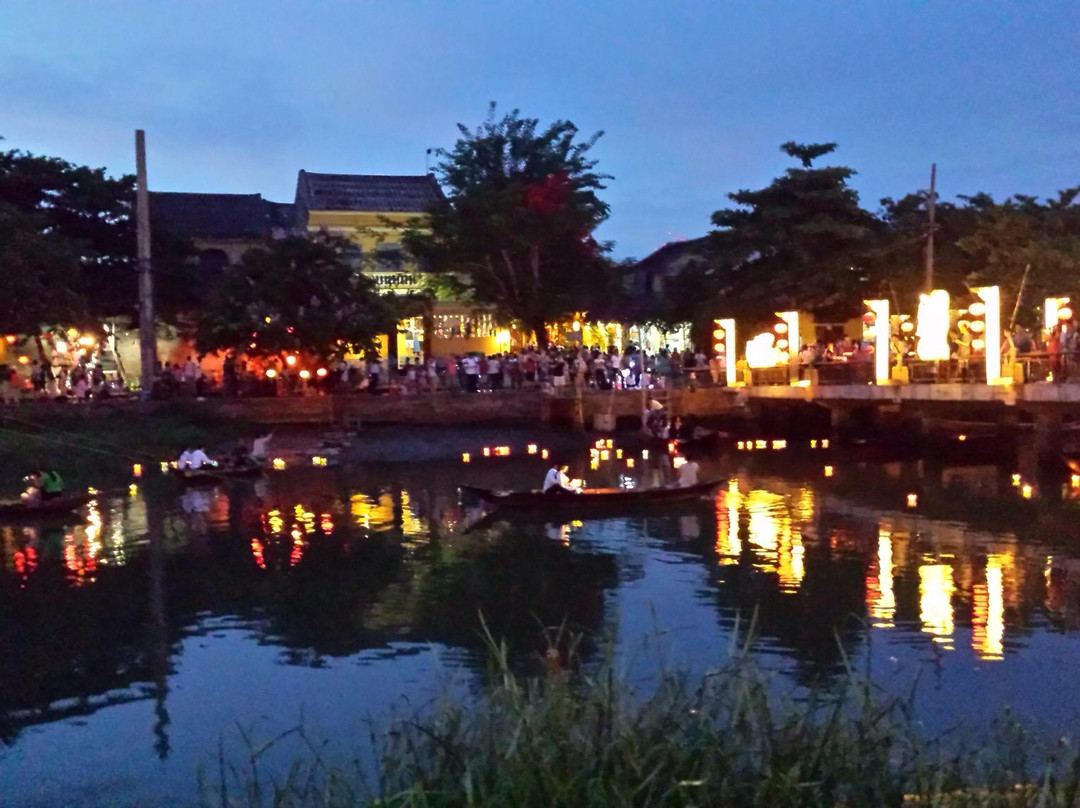 会安夜市-会安必去景点