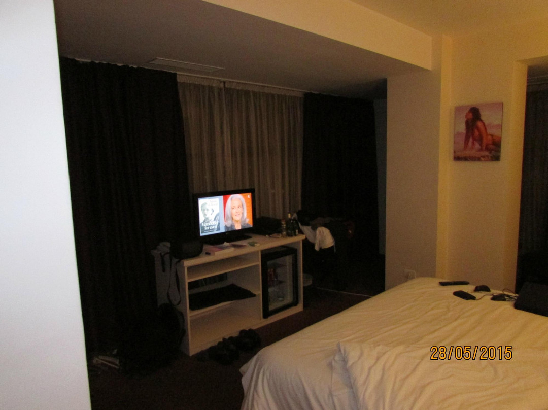 Hotel West Plaza主图