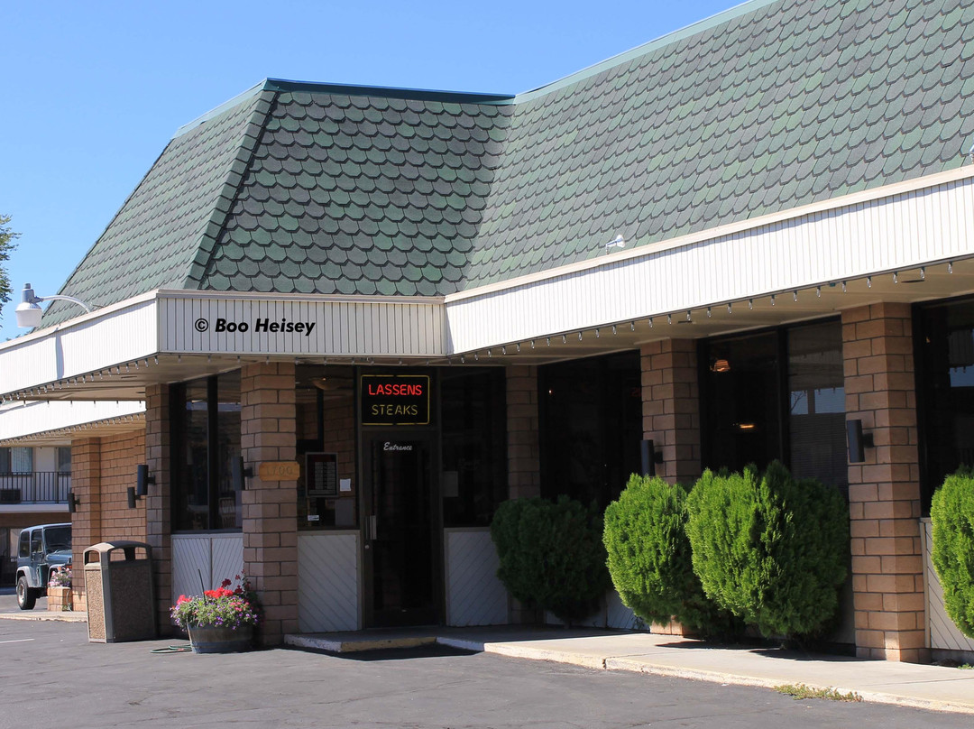 Westwood Lassen County餐馆和美食-River Inn Restaurant & Lounge