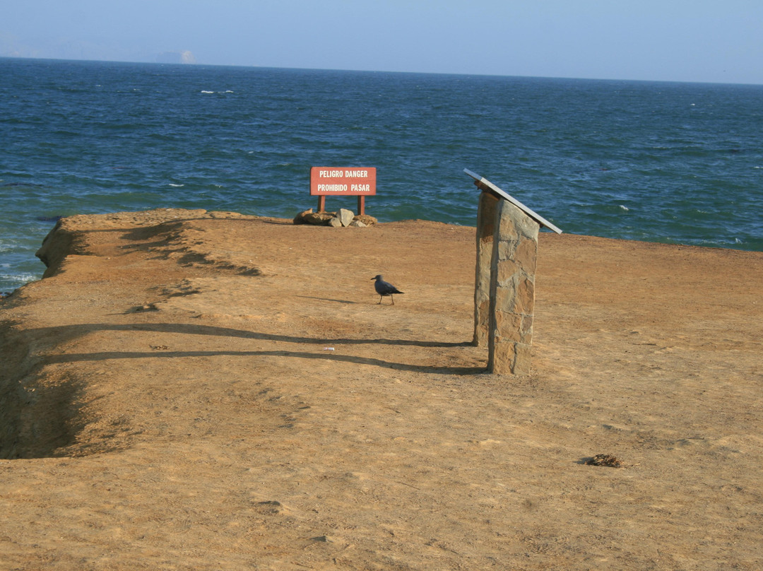 Playa Roja-帕拉卡斯必去景点