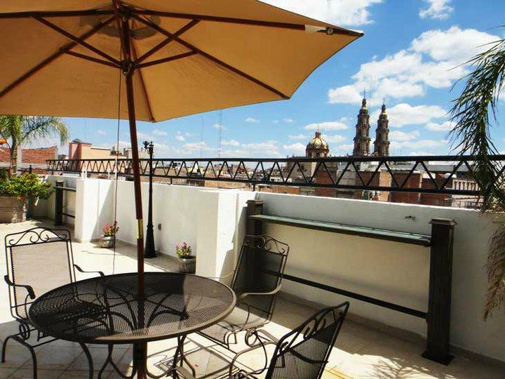 Hotel Estancia d'Lizzma