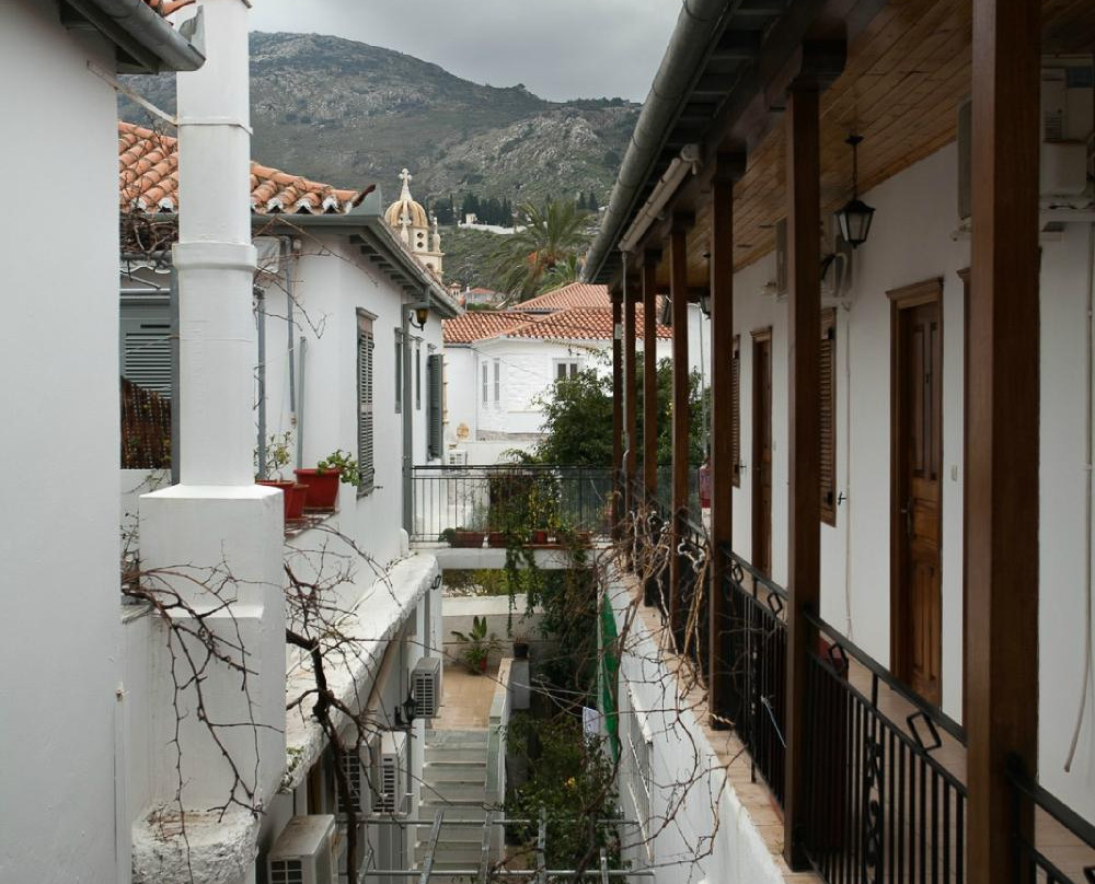 Glaros Pension