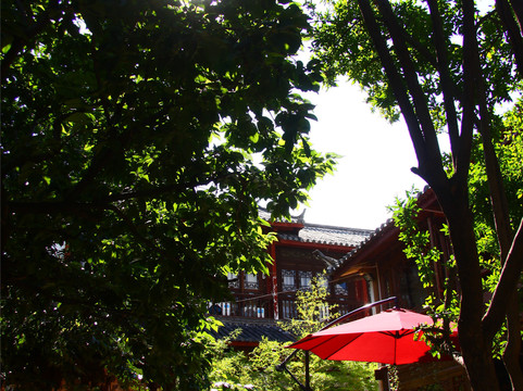 丽江快乐驿站客栈主图