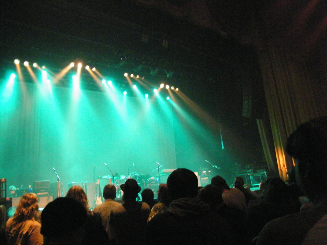 Fox Theater-贝克斯菲尔德必去景点