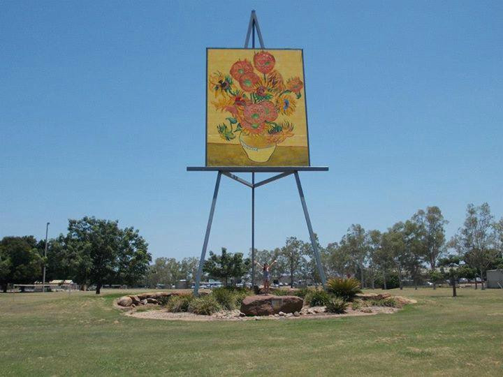 Sunflower Painting-Emerald必去景点