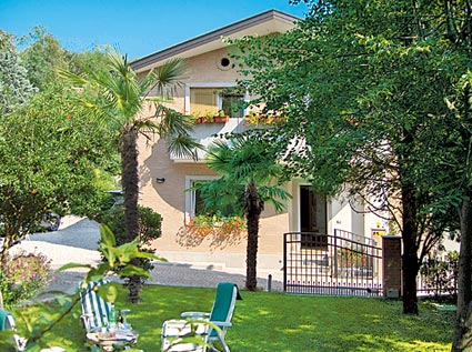 Casa Via Castelmonte-官方