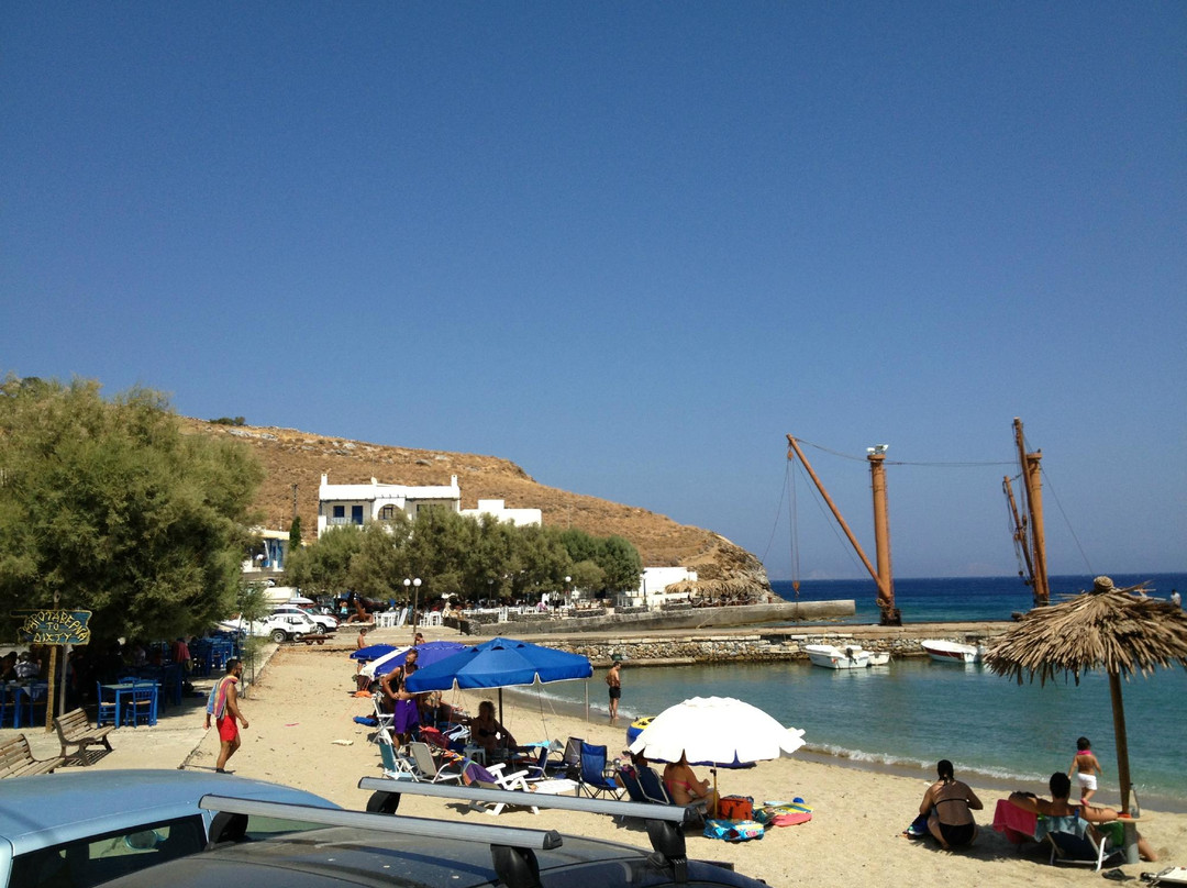 Moutsouna Beach景点图片