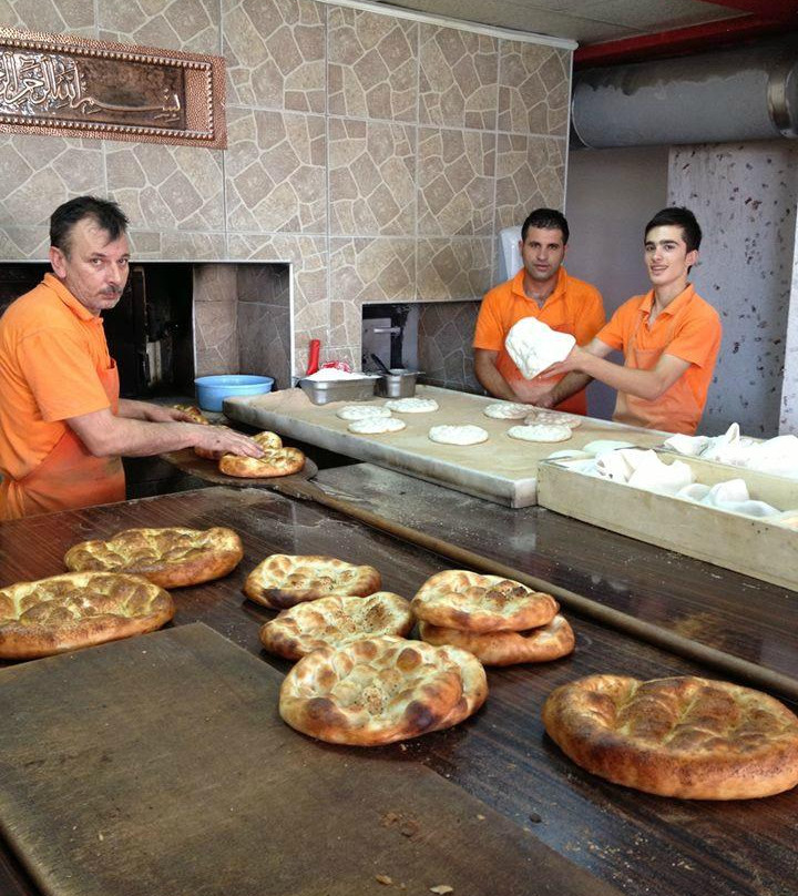 Hacibektas餐馆和美食-Kayseri Pide Firini