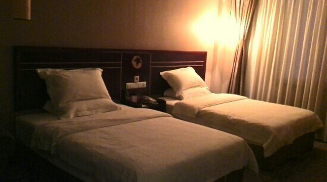 金城大酒店（遵义医科大学附属医院店）主图