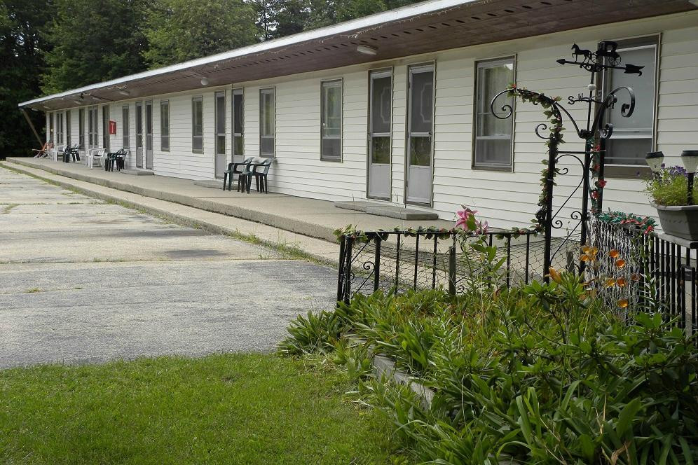 Capri Motel