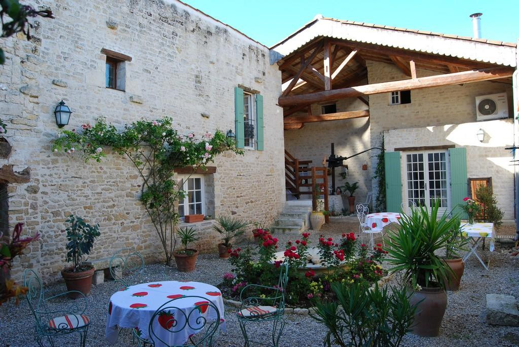 Les Jardins Saint Leonard主图