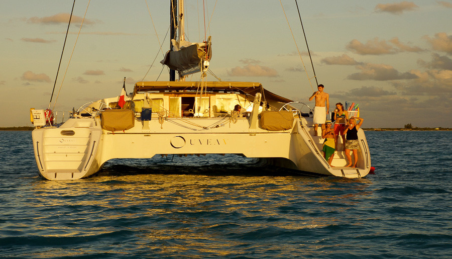 Caribbean Emerald Yacht Charter - Day Tours景点图片