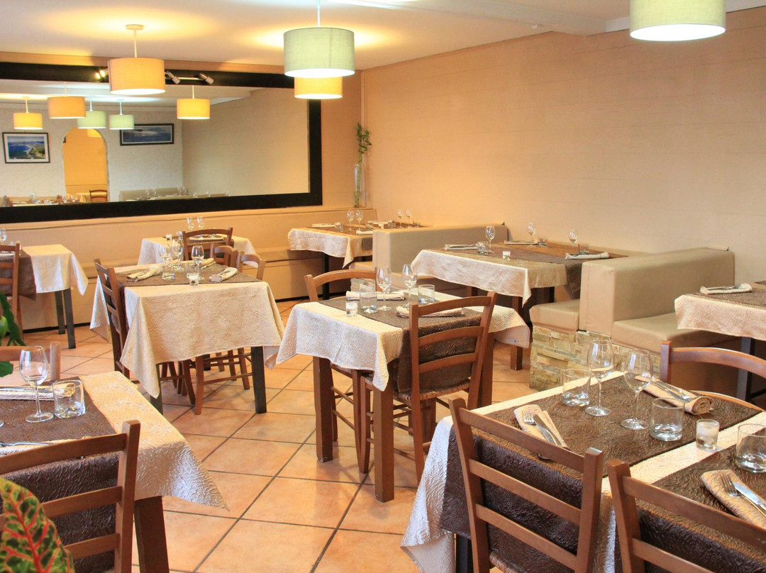 Restaurant Poissons Crustacés L'Odyssée Hendaye France