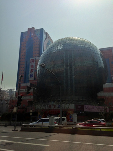 美罗城-上海市必去景点