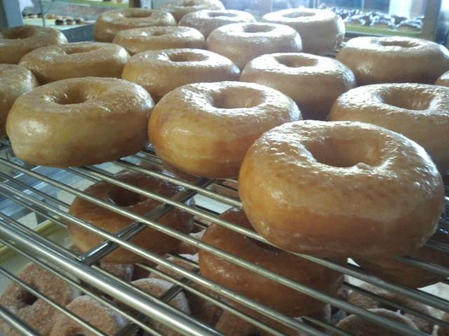 布莱克斯堡餐馆和美食-Carol Lee Donuts