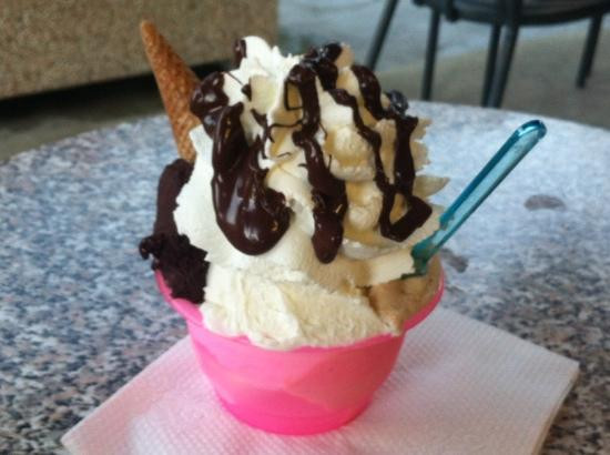 Ferro di Cavallo餐馆和美食-Gelateria La Cortonese Punto Blu