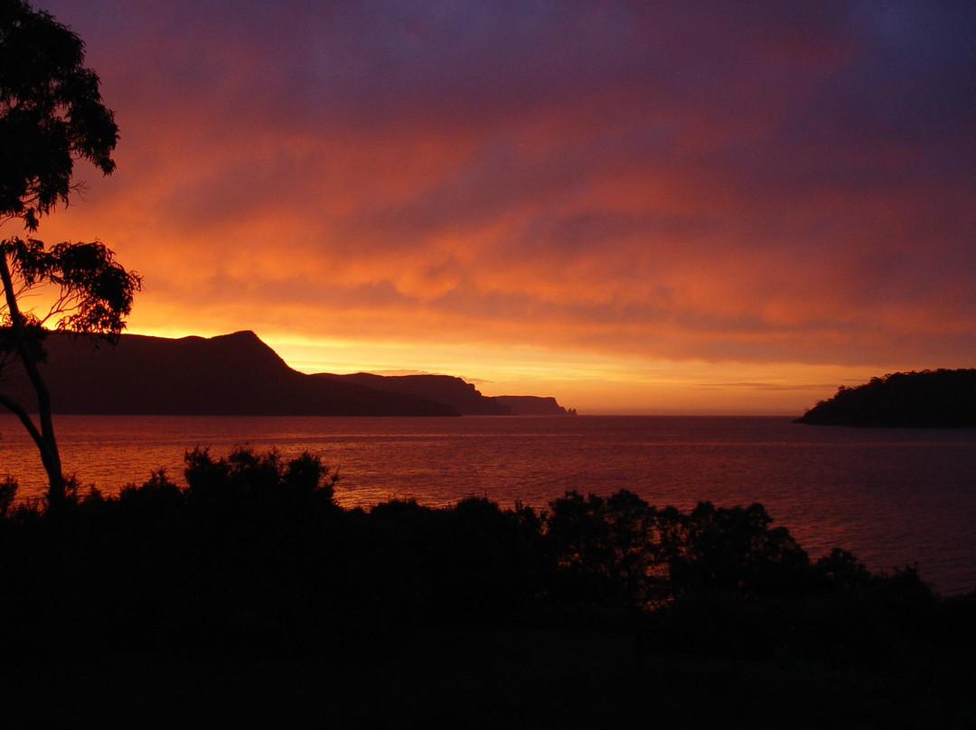 巨变安全湾大酒店主图