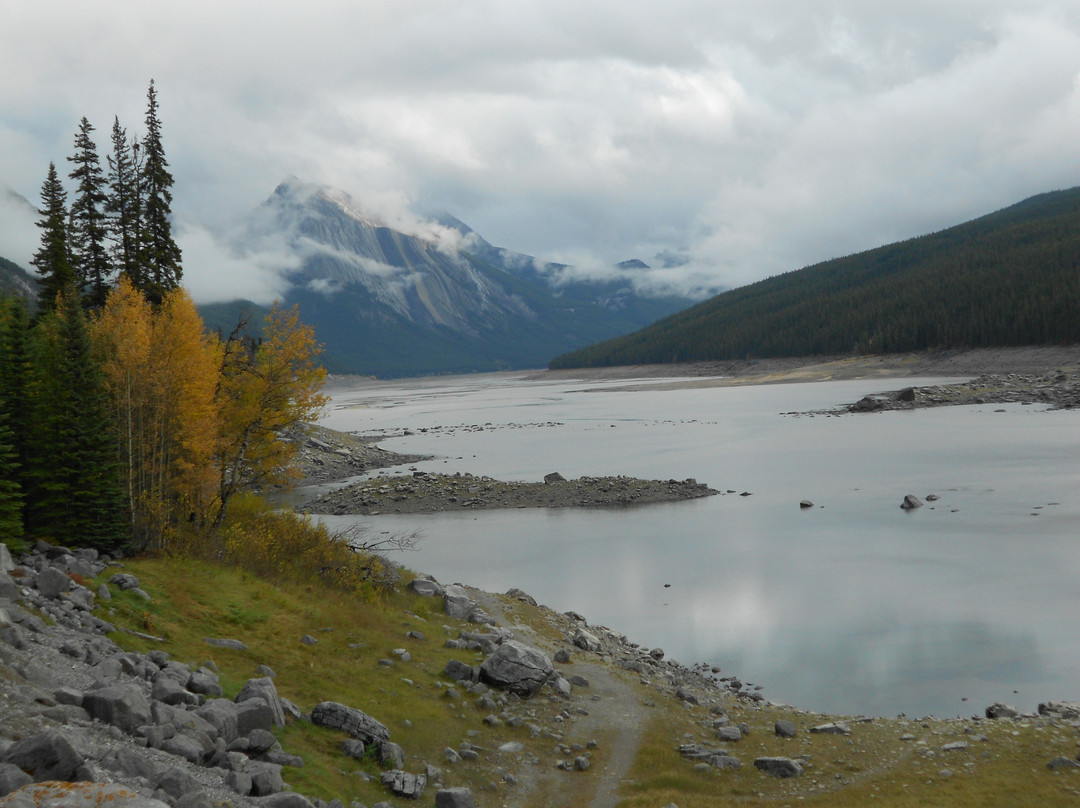 巫药湖-贾斯珀国家公园必去景点