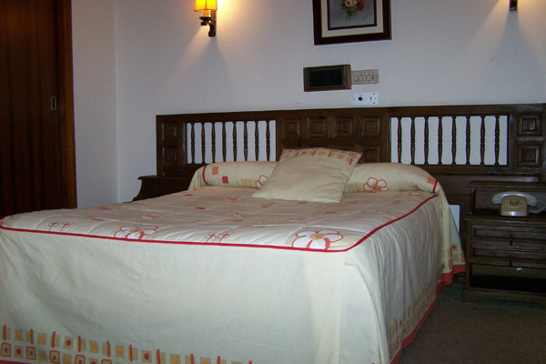 Hotel o Pozo主图