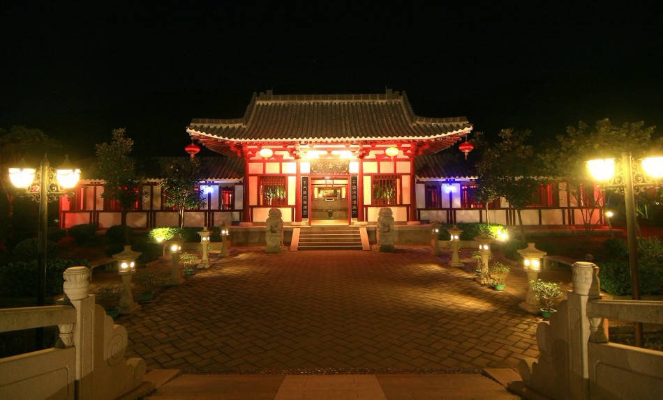 龙源温泉度假城主图