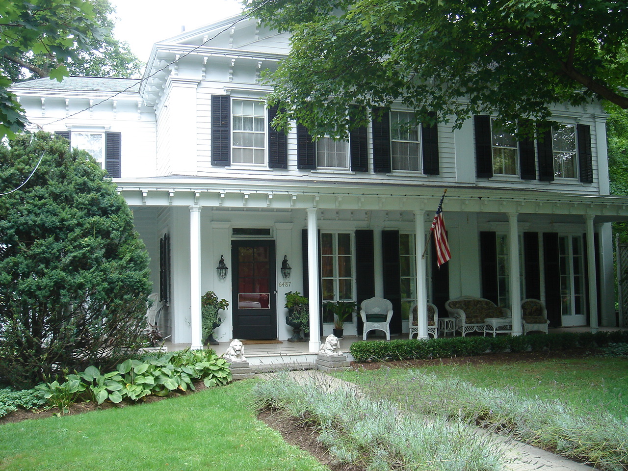 The Veranda House-客卧