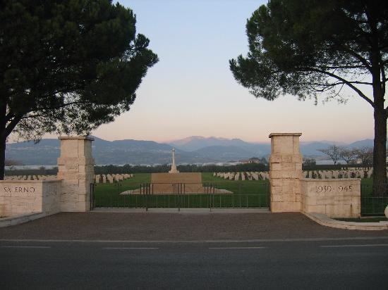 Salerno War Cemetery景点图片