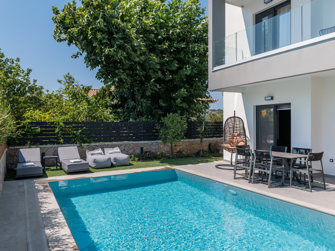 Sezian Boutique Homes & Villas