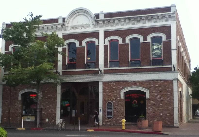 Broadway Heights Restaurant