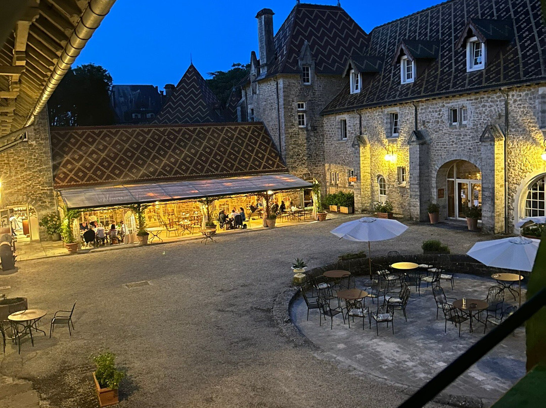 Golf Club du Chateau de Bournel-Cubry必去景点