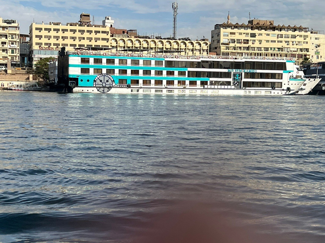 Esna酒店住宿-SUNRISE M/S Semiramis I