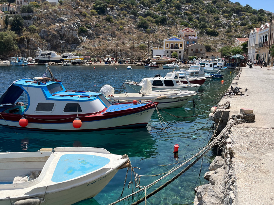 Odyssia Apartments主图