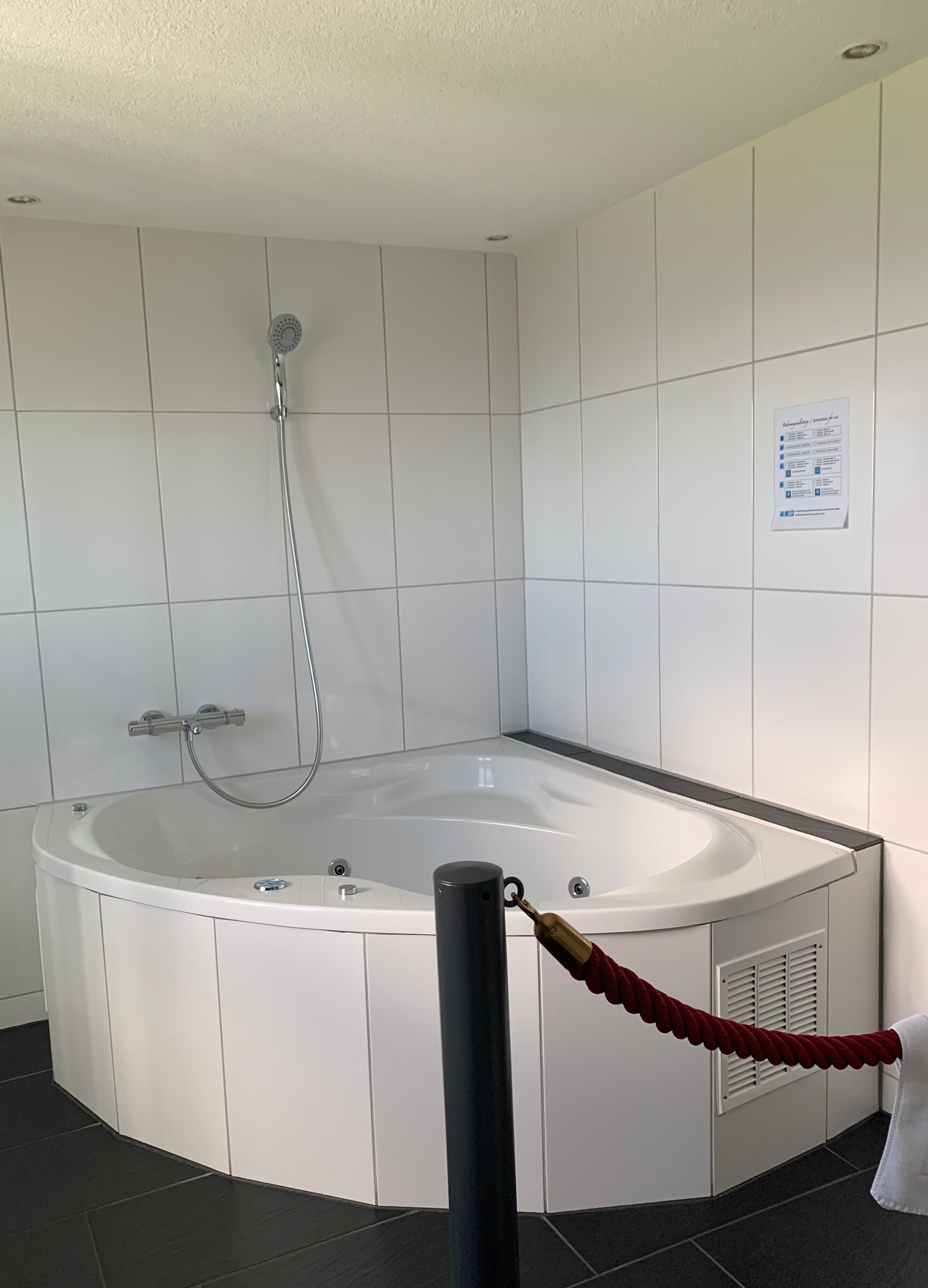 桑弄伯格酒店-浴室