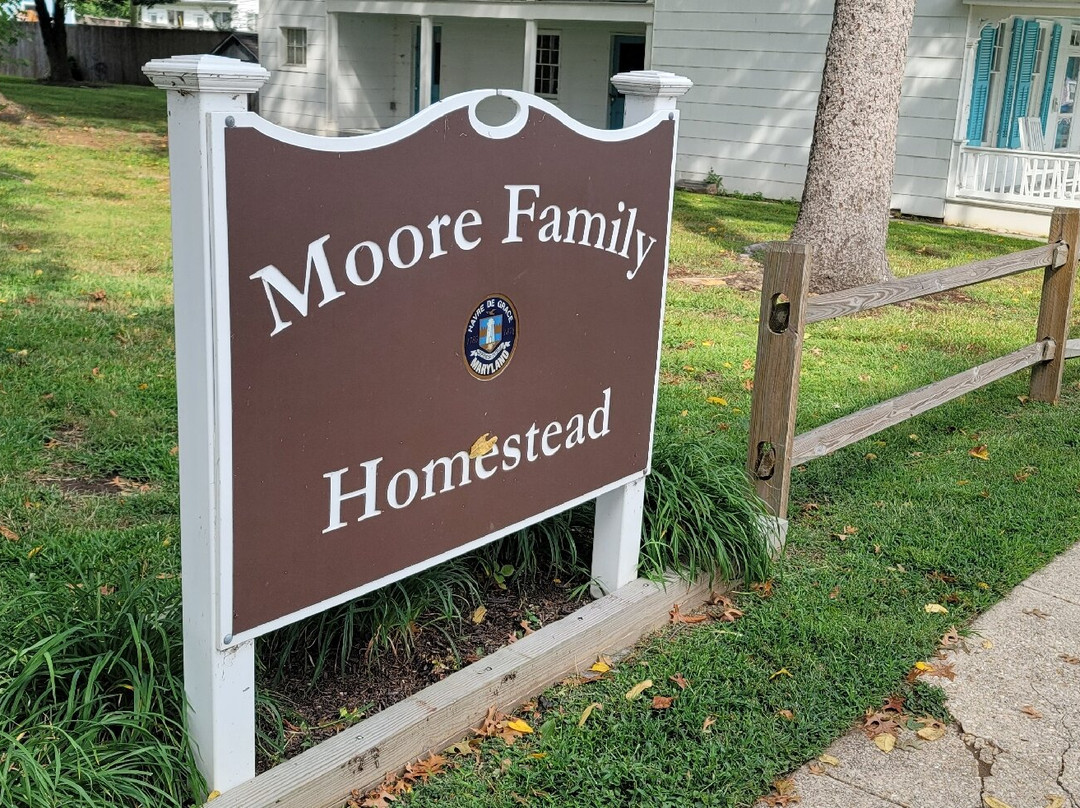 Moore Family Homestead景点图片