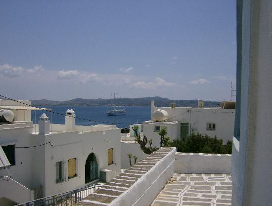 Church of Agios Haralambos-Adamas必去景点