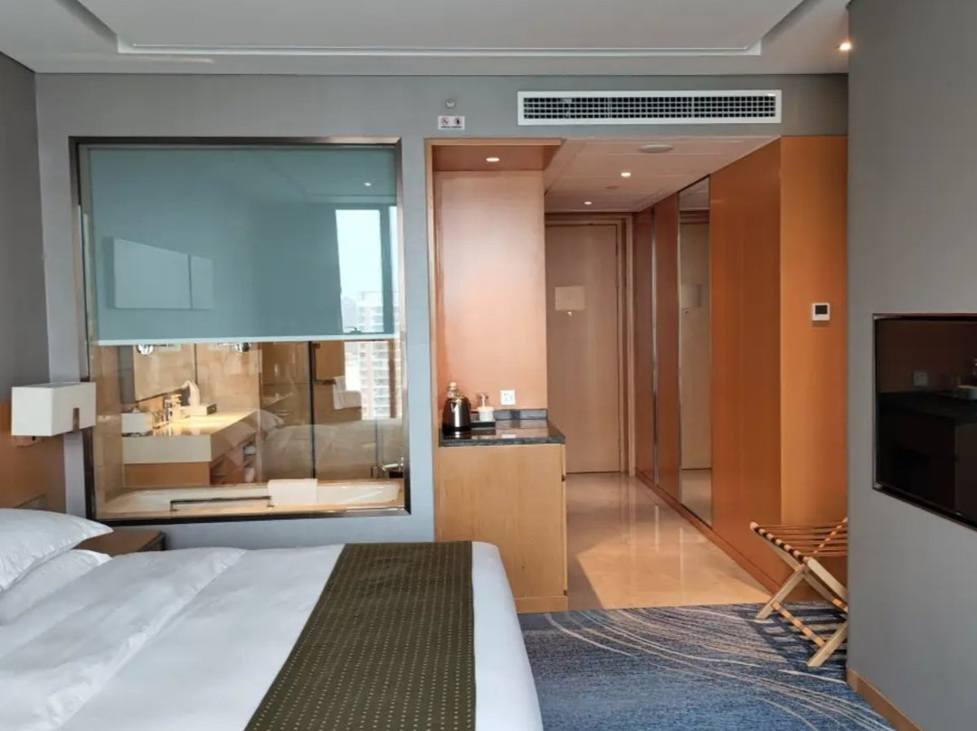 内江滨江假日酒店主图