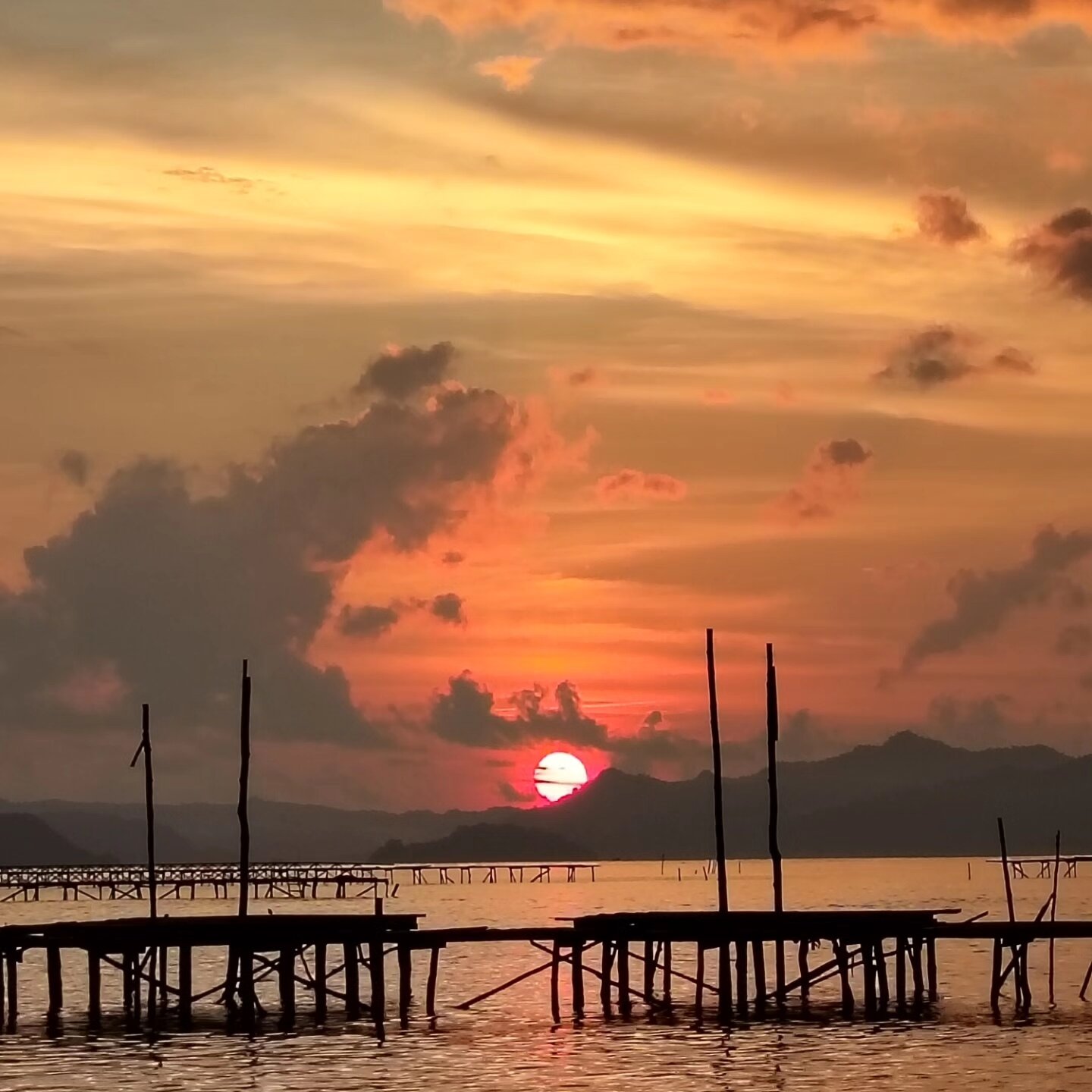 Hamueco Dive Resort Raja Ampat-官方