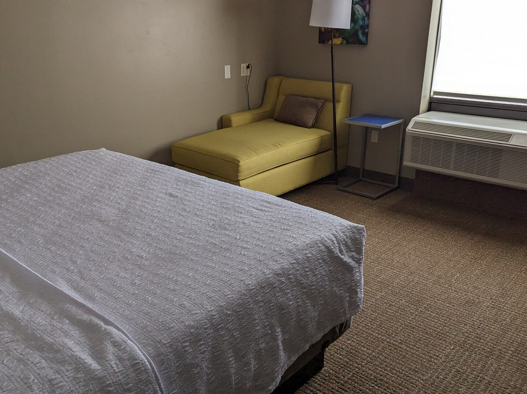 Hampton Inn & Suites Chicago-Libertyville主图