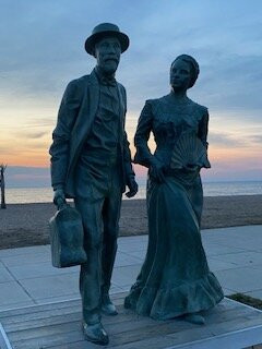 Peddlers Market-Colonial Beach必去景点