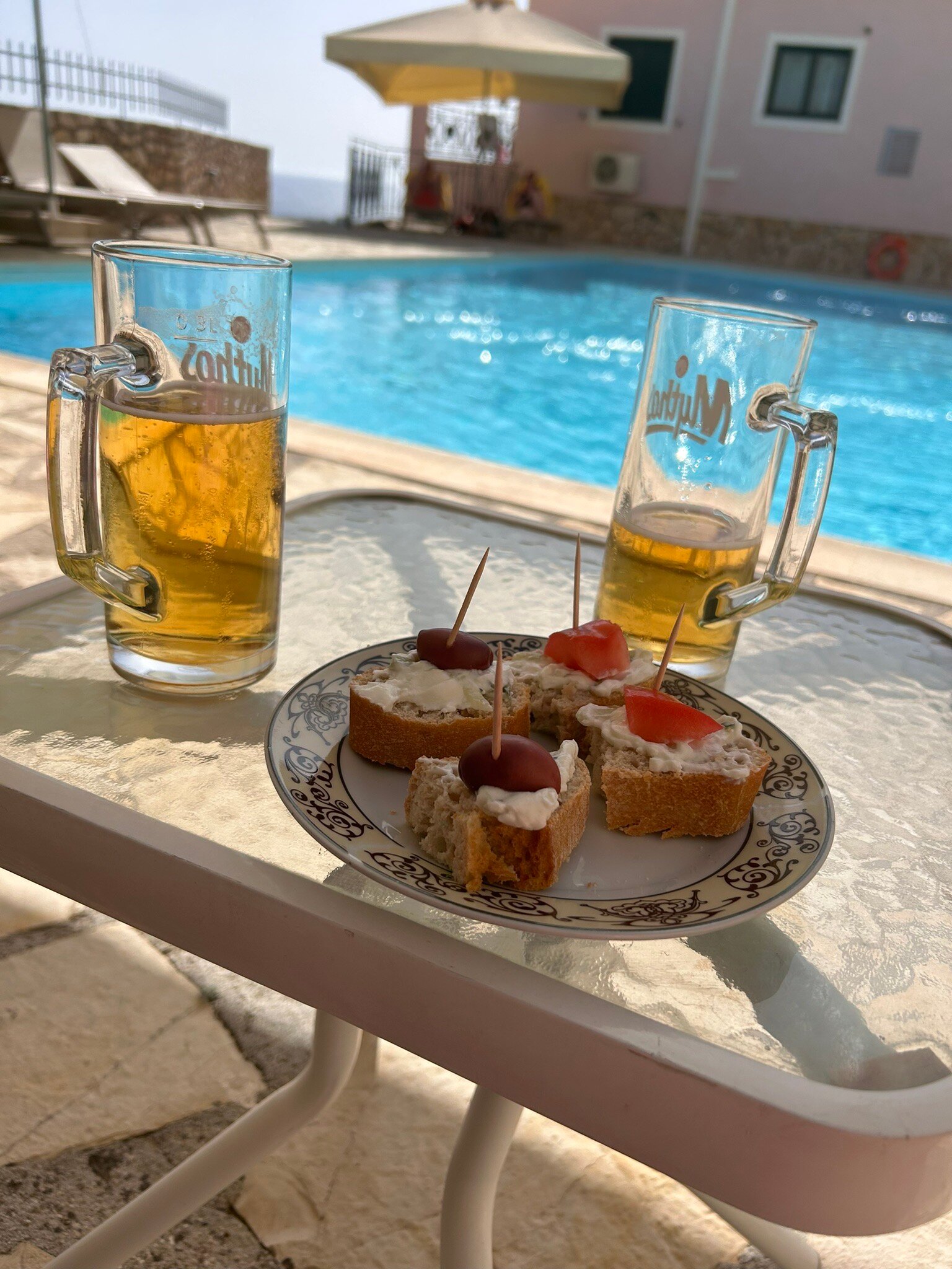 Sarantos Pool Suites-官方