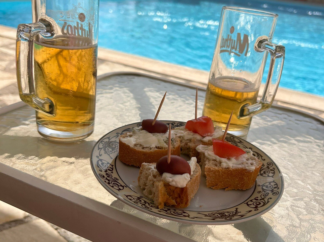 Sarantos Pool Suites主图