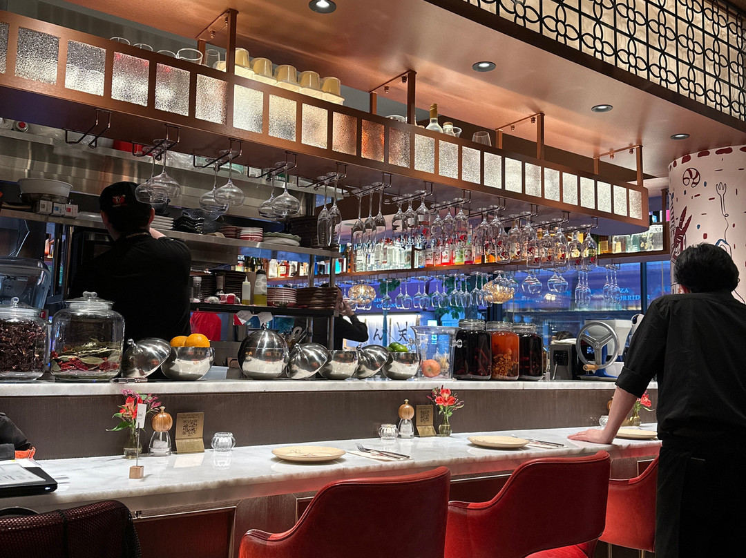 BROWNSTONE Tapas Bar GINZA