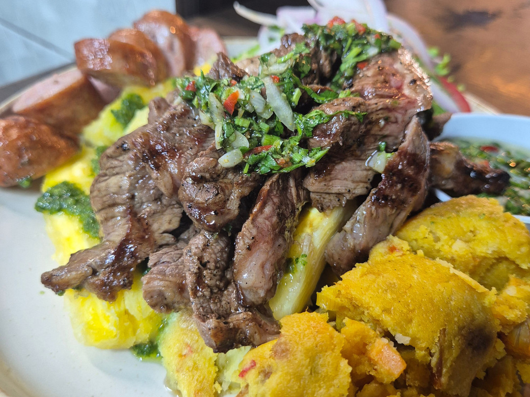 Ajiceros Chilling Food